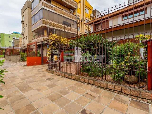 Casa com 4 quartos à venda na Rua Surupá, 95, Jardim Botânico, Porto Alegre, 270 m2 por R$ 1.100.000