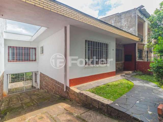 Casa com 3 quartos à venda na Rua Cidade de Uberlândia, 48, Jardim Europa, Porto Alegre, 106 m2 por R$ 680.000