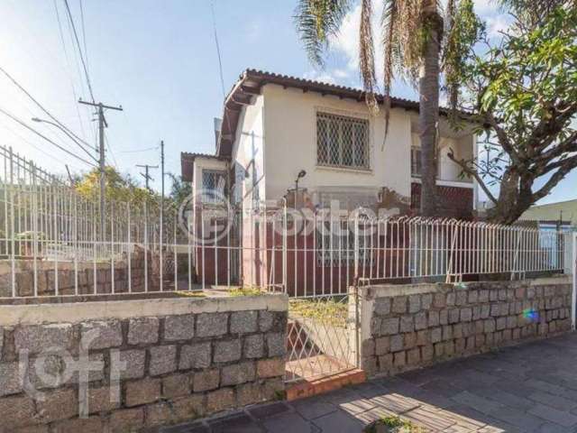 Casa com 3 quartos à venda na Rua Coronel Aparício Borges, 2588, Glória, Porto Alegre, 203 m2 por R$ 590.000