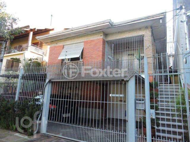 Casa com 3 quartos à venda na Rua Portugal, 1035, São João, Porto Alegre, 219 m2 por R$ 950.000