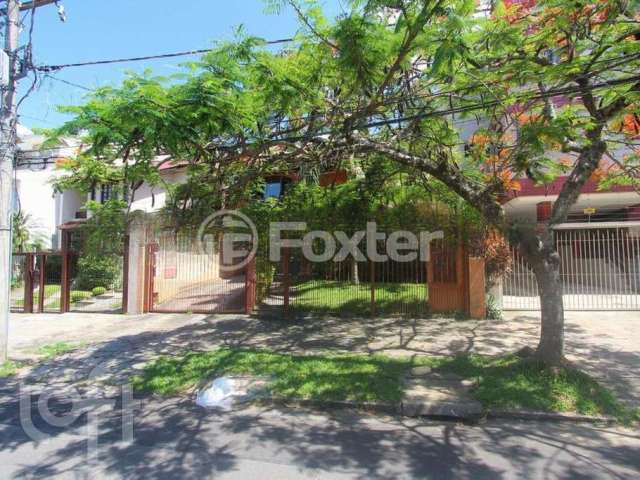 Casa com 5 quartos à venda na Rua Miracema, 287, Chácara das Pedras, Porto Alegre, 378 m2 por R$ 1.700.000