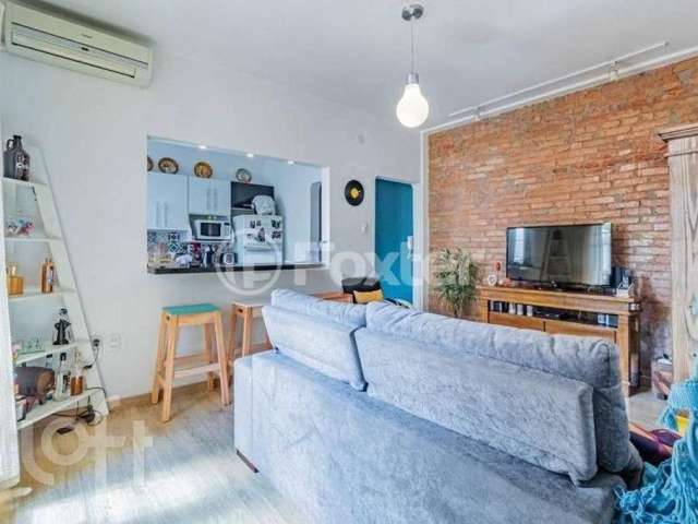 Apartamento com 2 quartos à venda na Avenida Cristóvão Colombo, 2351, Floresta, Porto Alegre, 67 m2 por R$ 295.000