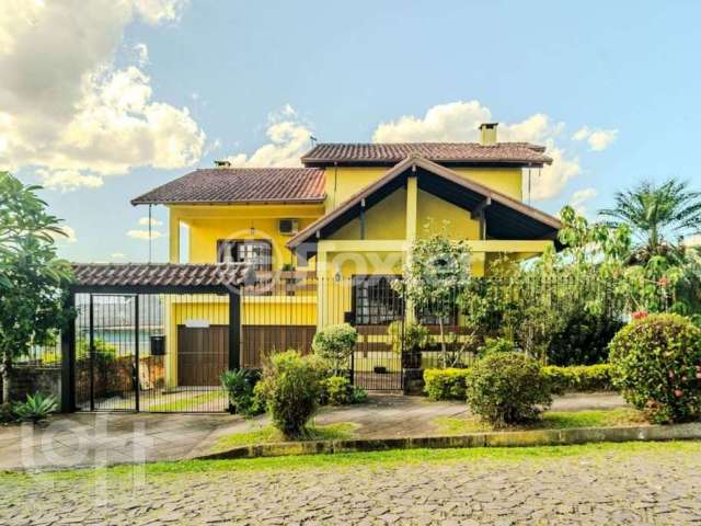 Casa com 3 quartos à venda na Rua da Constelação, 522, Santa Teresa, São Leopoldo, 364 m2 por R$ 1.250.000