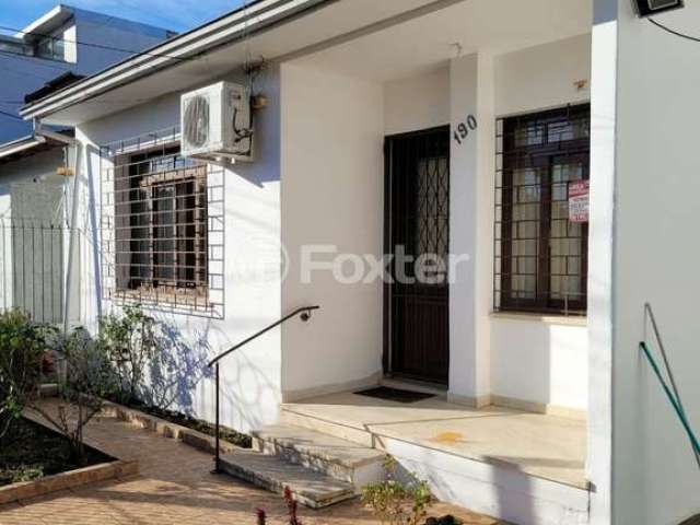 Casa com 6 quartos à venda na Rua Ibirubá, 190, Cavalhada, Porto Alegre, 244 m2 por R$ 650.000