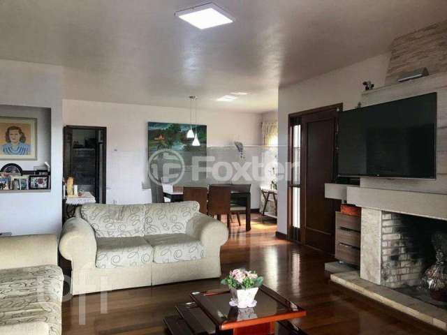 Casa com 4 quartos à venda na Rua Tubarão, 433, Primavera, Novo Hamburgo, 267 m2 por R$ 790.000