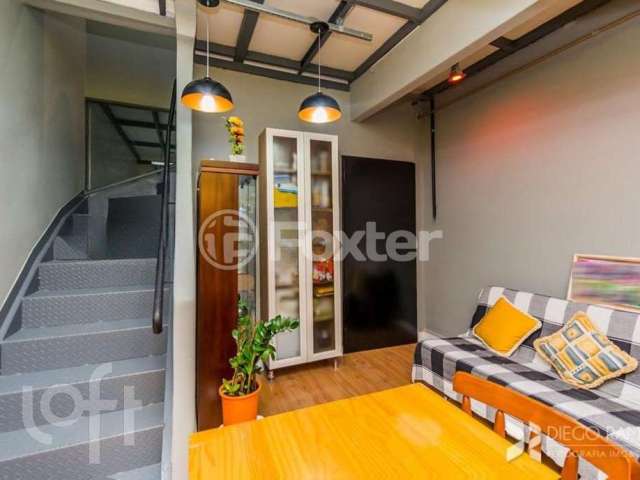 Casa com 2 quartos à venda na Rua General Bento Martins, 381, Centro Histórico, Porto Alegre, 150 m2 por R$ 800.000