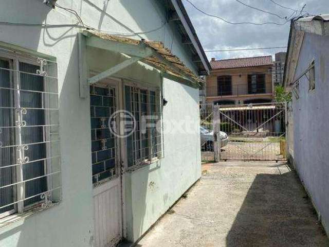 Casa com 2 quartos à venda na Rua São Francisco de Assis, 608, Santo Antônio, Porto Alegre, 455 m2 por R$ 550.000