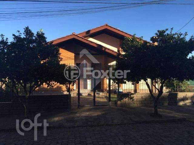 Casa com 3 quartos à venda na Rua Maximo Fachin, 1556, Panazzolo, Caxias do Sul, 262 m2 por R$ 970.000