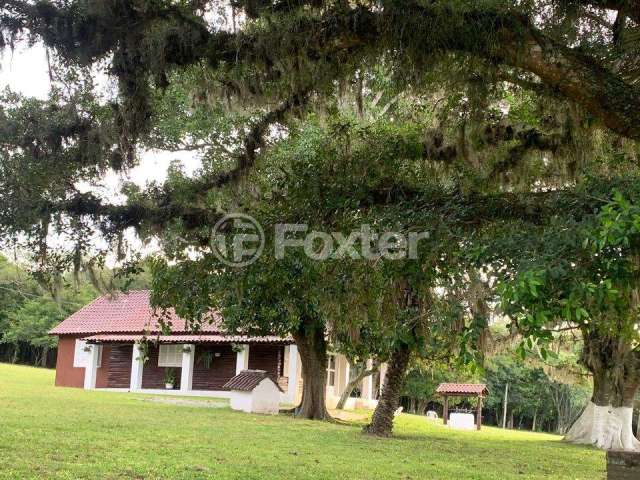 Fazenda com 2 salas à venda na Estrada do Cartório, 4701, Águas Claras, Viamão, 35000000 m2 por R$ 920.000