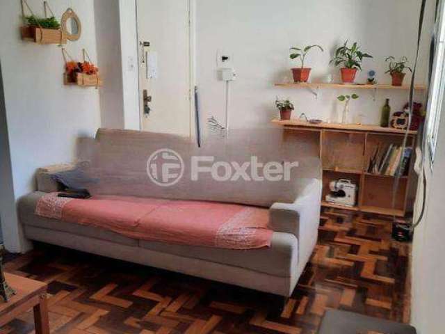 Apartamento com 3 quartos à venda na Rua Engenheiro Fernando Mendes Ribeiro, 25, Santo Antônio, Porto Alegre, 60 m2 por R$ 225.000