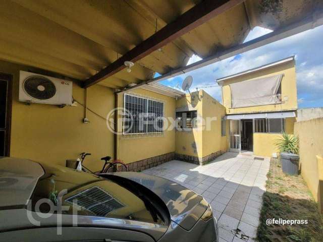 Casa com 4 quartos à venda na Avenida do Nazario, 181, Olaria, Canoas, 120 m2 por R$ 529.000