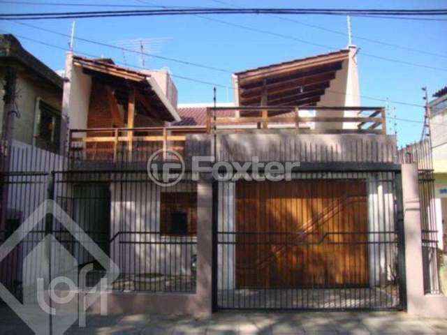 Casa com 3 quartos à venda na Rua Irmã Maria José Trevisan, 129, Farrapos, Porto Alegre, 160 m2 por R$ 550.000