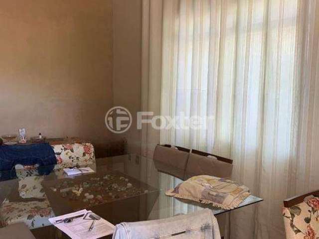 Casa com 3 quartos à venda na Travessa Irmãos Calvet, 23, Teresópolis, Porto Alegre, 400 m2 por R$ 1.050.000