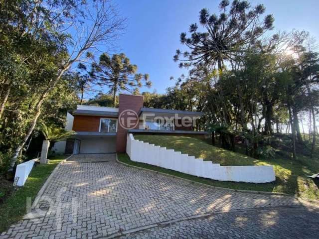 Casa em condomínio fechado com 3 quartos à venda na Rua Dos Papagaios, 604, Quinta da Serra, Canela, 345 m2 por R$ 3.000.000