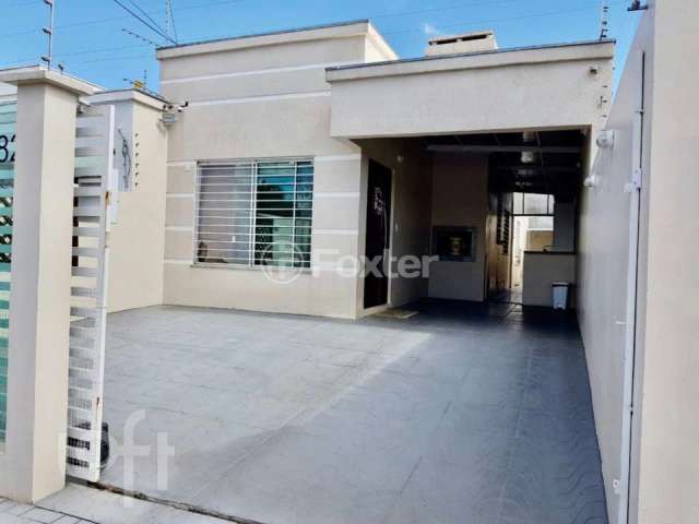 Casa com 3 quartos à venda na Rua Ary Eugênio Sturmer, 382, Scharlau, São Leopoldo, 69 m2 por R$ 430.000