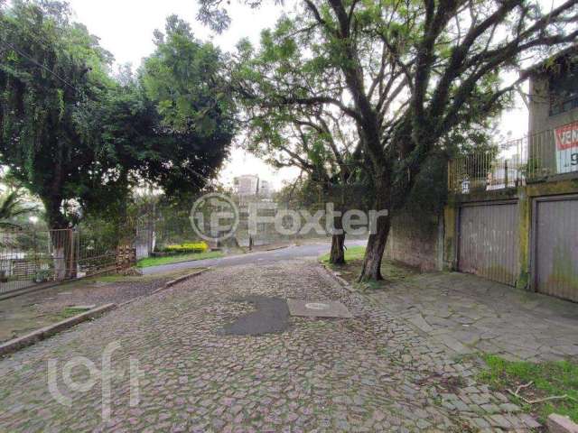 Casa com 3 quartos à venda na Rua Padre Jorge Sedelmayr S J, 85, Vila Ipiranga, Porto Alegre, 300 m2 por R$ 939.550