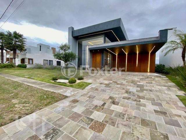 Casa em condomínio fechado com 3 quartos à venda na Estrada Estrada Do Mar, 12, Centro, Capão da Canoa, 185 m2 por R$ 2.200.000