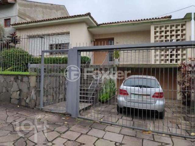 Casa com 3 quartos à venda na Rua Matias José Bins, 753, Três Figueiras, Porto Alegre, 460 m2 por R$ 1.700.000