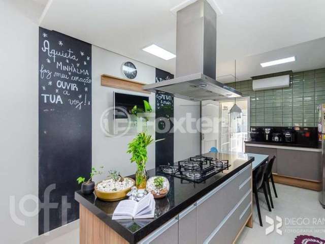 Casa com 3 quartos à venda na Rua Líbia, 326, Vila Ipiranga, Porto Alegre, 218 m2 por R$ 1.450.000