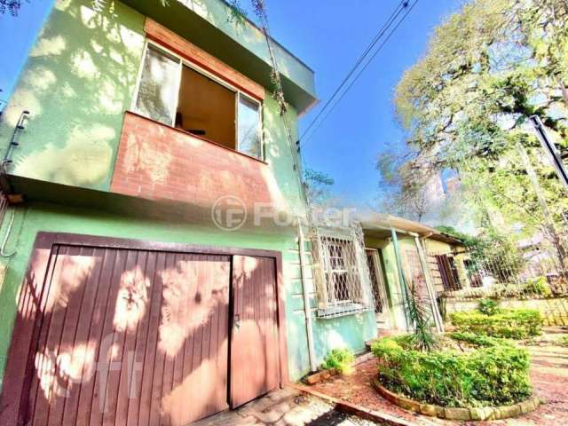 Casa com 3 quartos à venda na Rua Saica, 19, Petrópolis, Porto Alegre, 117 m2 por R$ 399.000