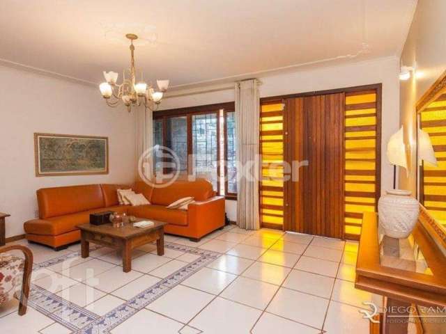 Casa com 3 quartos à venda na Avenida Paul Zivi, 333, Jardim São Pedro, Porto Alegre, 352 m2 por R$ 860.000