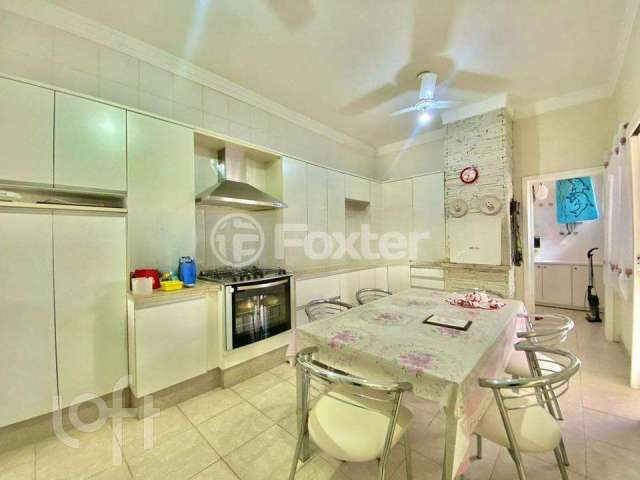 Casa com 4 quartos à venda na Rua Corticeira, 397, Hípica, Porto Alegre, 249 m2 por R$ 1.049.900