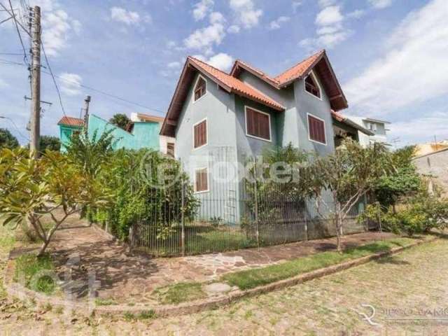 Casa com 4 quartos à venda na Rua Inês Vinhas, 40, Espírito Santo, Porto Alegre, 220 m2 por R$ 1.060.000