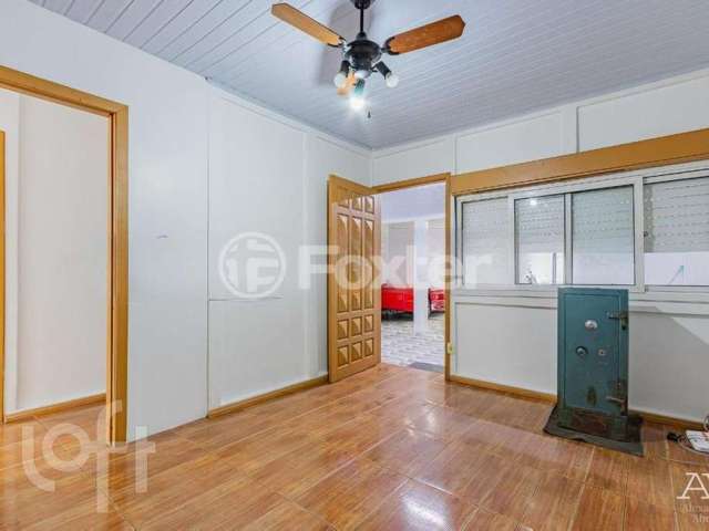 Casa com 5 quartos à venda na Rua Caldre e Fião, 153, Santo Antônio, Porto Alegre, 156 m2 por R$ 425.000