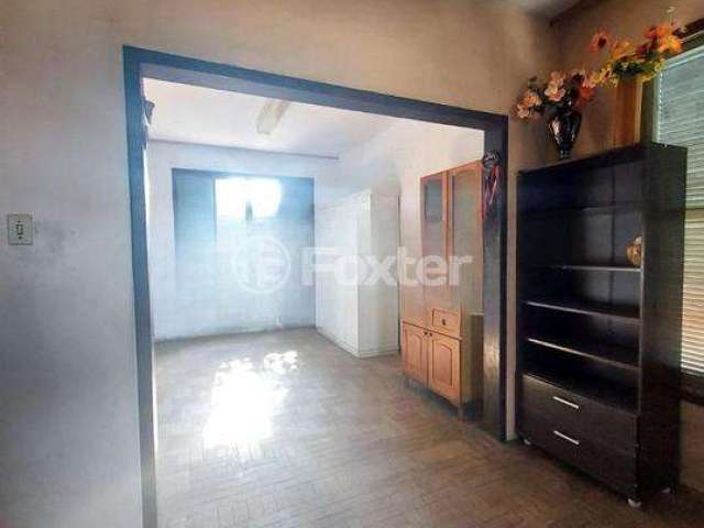 Casa com 3 quartos à venda na Rua Caldre e Fião, 524, Santo Antônio, Porto Alegre, 326 m2 por R$ 585.500