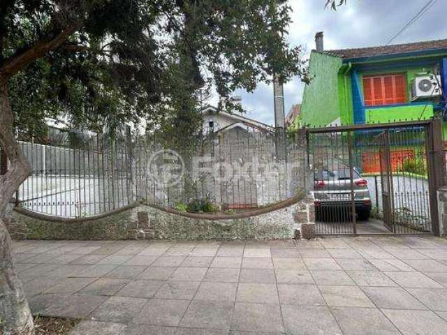 Casa com 3 quartos à venda na Rua Gonçalves Dias, 1049, Menino Deus, Porto Alegre, 561 m2 por R$ 2.800.000