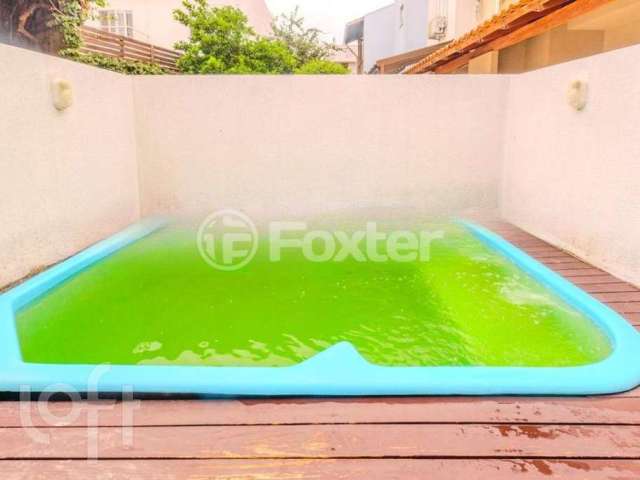 Casa com 2 quartos à venda na Rua Ivo Walter Kern, 10, Hípica, Porto Alegre, 93 m2 por R$ 430.000