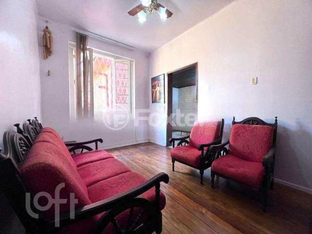 Casa com 3 quartos à venda na Rua Dom João VI, 161, Medianeira, Porto Alegre, 146 m2 por R$ 298.000