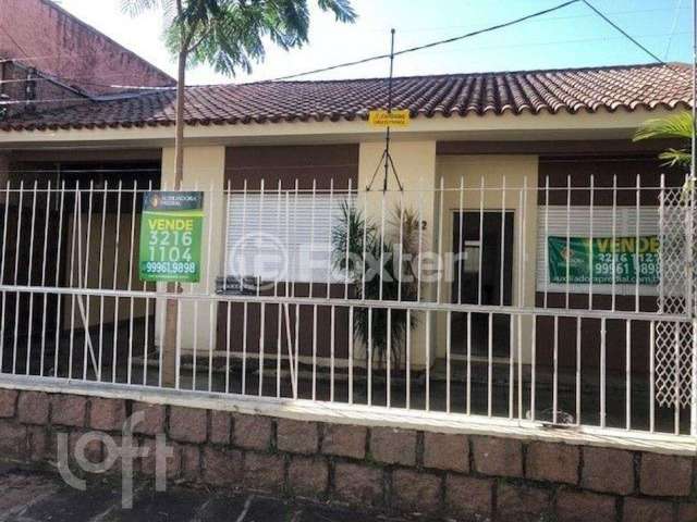 Casa com 2 quartos à venda na Rua Padre Hildebrando, 332, Santa Maria Goretti, Porto Alegre, 112 m2 por R$ 400.000