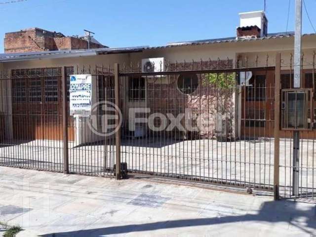 Casa com 3 quartos à venda na Acesso G, 2284, Restinga, Porto Alegre, 121 m2 por R$ 260.000