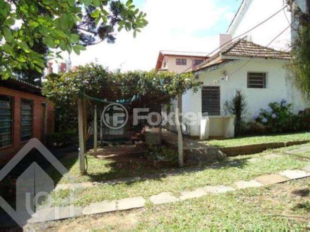 Casa com 3 quartos à venda na Rua Comendador Antônio Fontoura, 180, Cascata, Porto Alegre, 170 m2 por R$ 700.000