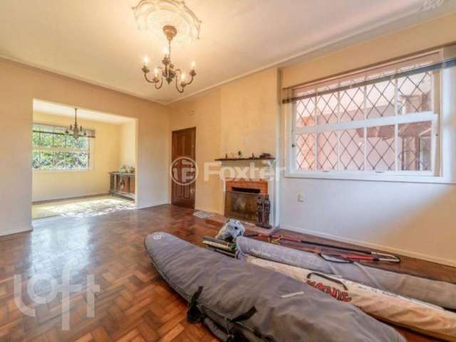 Casa com 4 quartos à venda na Rua Guaraum, 112, Vila Assunção, Porto Alegre, 257 m2 por R$ 1.065.000