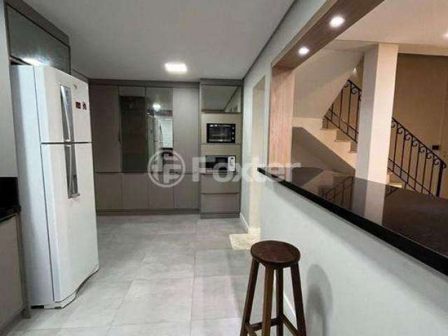 Casa com 3 quartos à venda na Rua Primeiro de Março, 96, Nossa Senhora das Graças, Canoas, 300 m2 por R$ 905.000