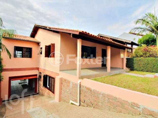 Casa com 4 quartos à venda na Rua Jair de Moura Calixto, 40, Ipanema, Porto Alegre, 228 m2 por R$ 590.000