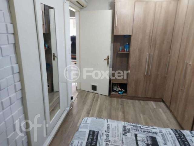 Apartamento com 2 quartos à venda na Rua Guilherme Schell, 620, Santo Antônio, Porto Alegre, 53 m2 por R$ 207.000