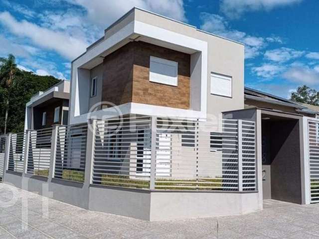 Casa com 3 quartos à venda na Rua Jules Constante Borghetti, 382, Nossa Senhora das Graças, Caxias do Sul, 141 m2 por R$ 699.000