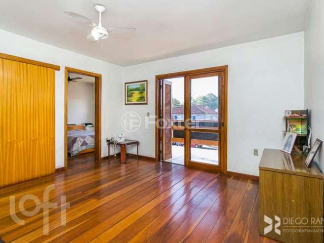 Casa com 3 quartos à venda na Avenida Alberto Pasqualini, 707, Jardim Itu Sabará, Porto Alegre, 249 m2 por R$ 1.380.000