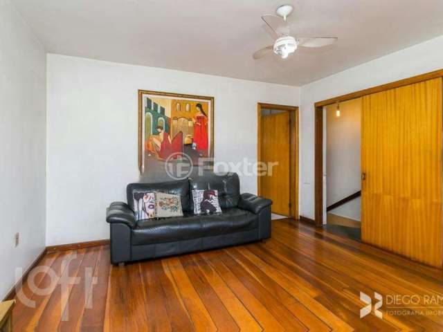 Casa com 3 quartos à venda na Avenida Alberto Pasqualini, 707, Jardim Itu Sabará, Porto Alegre, 249 m2 por R$ 1.380.000