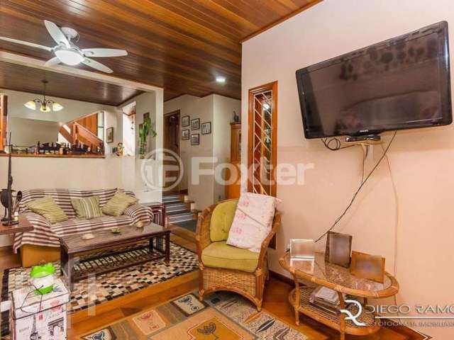 Casa com 3 quartos à venda na Rua Catumbi, 56, Medianeira, Porto Alegre, 290 m2 por R$ 1.050.000