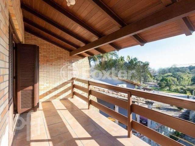 Casa com 3 quartos à venda na Avenida da Serraria, 800, Espírito Santo, Porto Alegre, 220 m2 por R$ 848.000