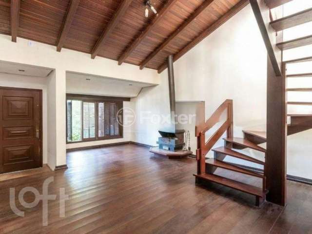 Casa com 3 quartos à venda na Avenida da Serraria, 800, Espírito Santo, Porto Alegre, 220 m2 por R$ 848.000