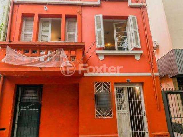 Casa com 4 quartos à venda na Rua Felipe Camarão, 66, Rio Branco, Porto Alegre, 125 m2 por R$ 1.045.000