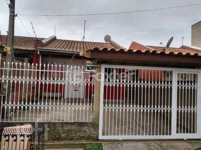 Casa com 2 quartos à venda na Rua Vandeni José Veronez, 44, Fortuna, Sapucaia do Sul, 42 m2 por R$ 230.000