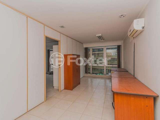 Sala comercial com 1 sala à venda na Rua Sarmento Leite, 246, Centro Histórico, Porto Alegre, 43 m2 por R$ 75.000