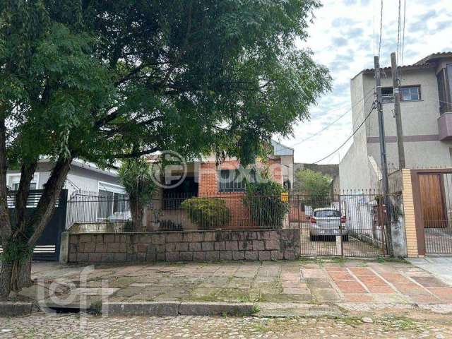 Casa com 2 quartos à venda na Rua Surupá, 172, Jardim Botânico, Porto Alegre, 330 m2 por R$ 600.000