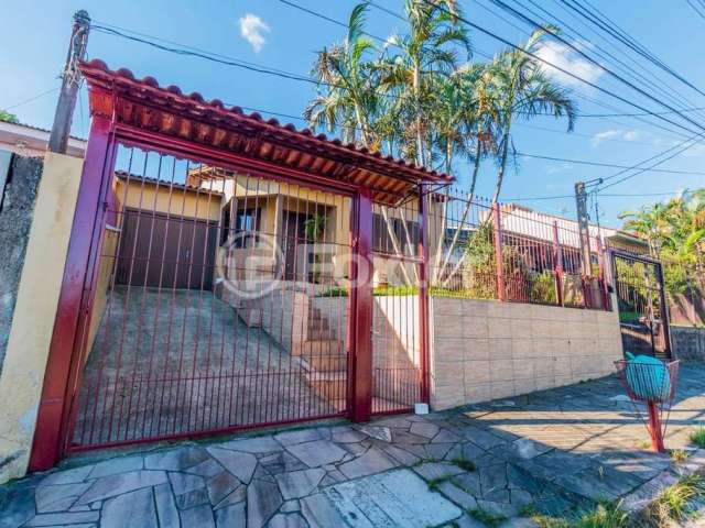 Casa com 4 quartos à venda na Rua Hermes Pereira de Souza, 93, Parque Santa Fé, Porto Alegre, 111 m2 por R$ 470.000